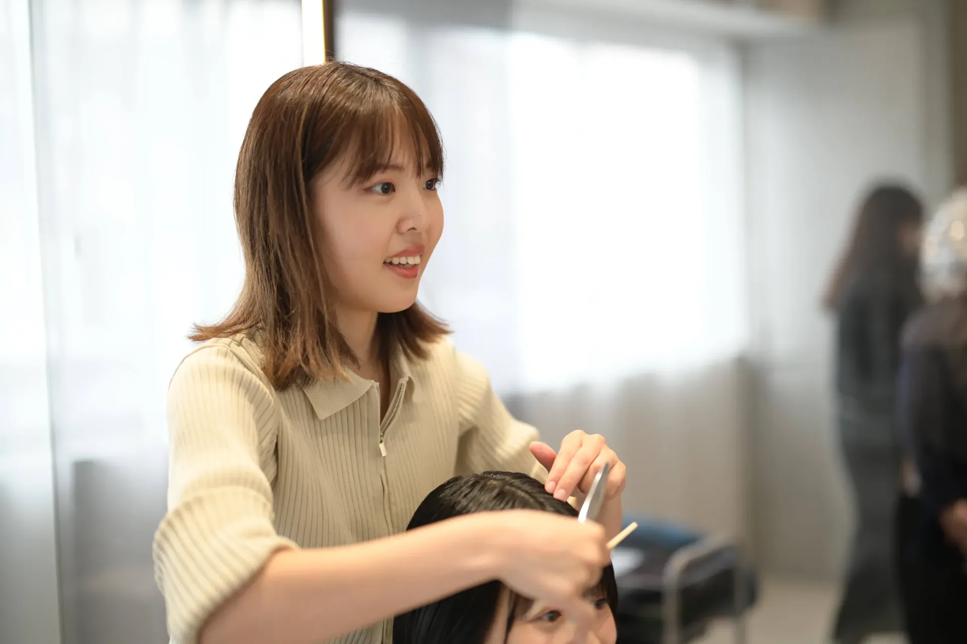 飯嶋 彩奈さん