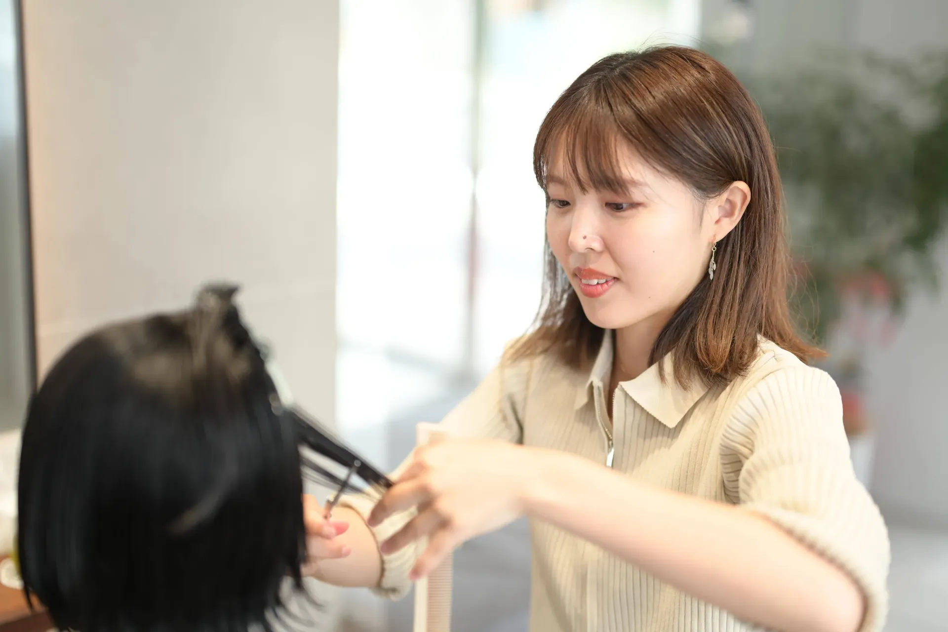 飯嶋 彩奈さん